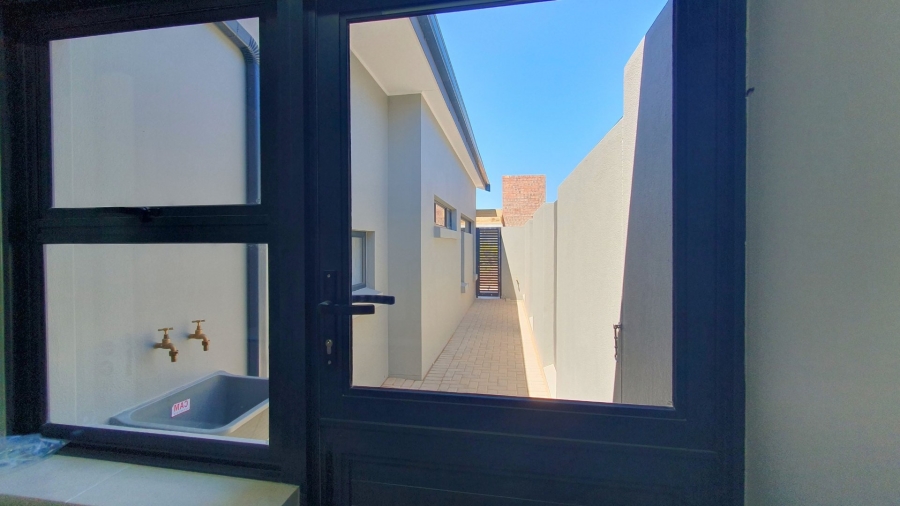 3 Bedroom Property for Sale in Dana Bay Western Cape